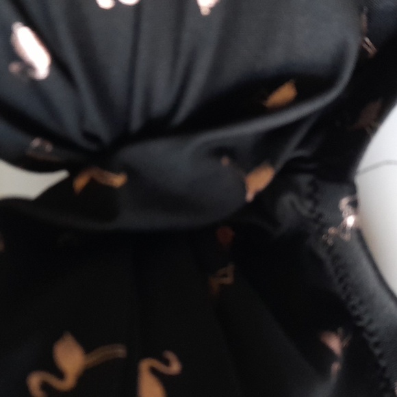 🦚3/$15🦚Black Swim Top with Flamingo Print - Picture 6 of 7